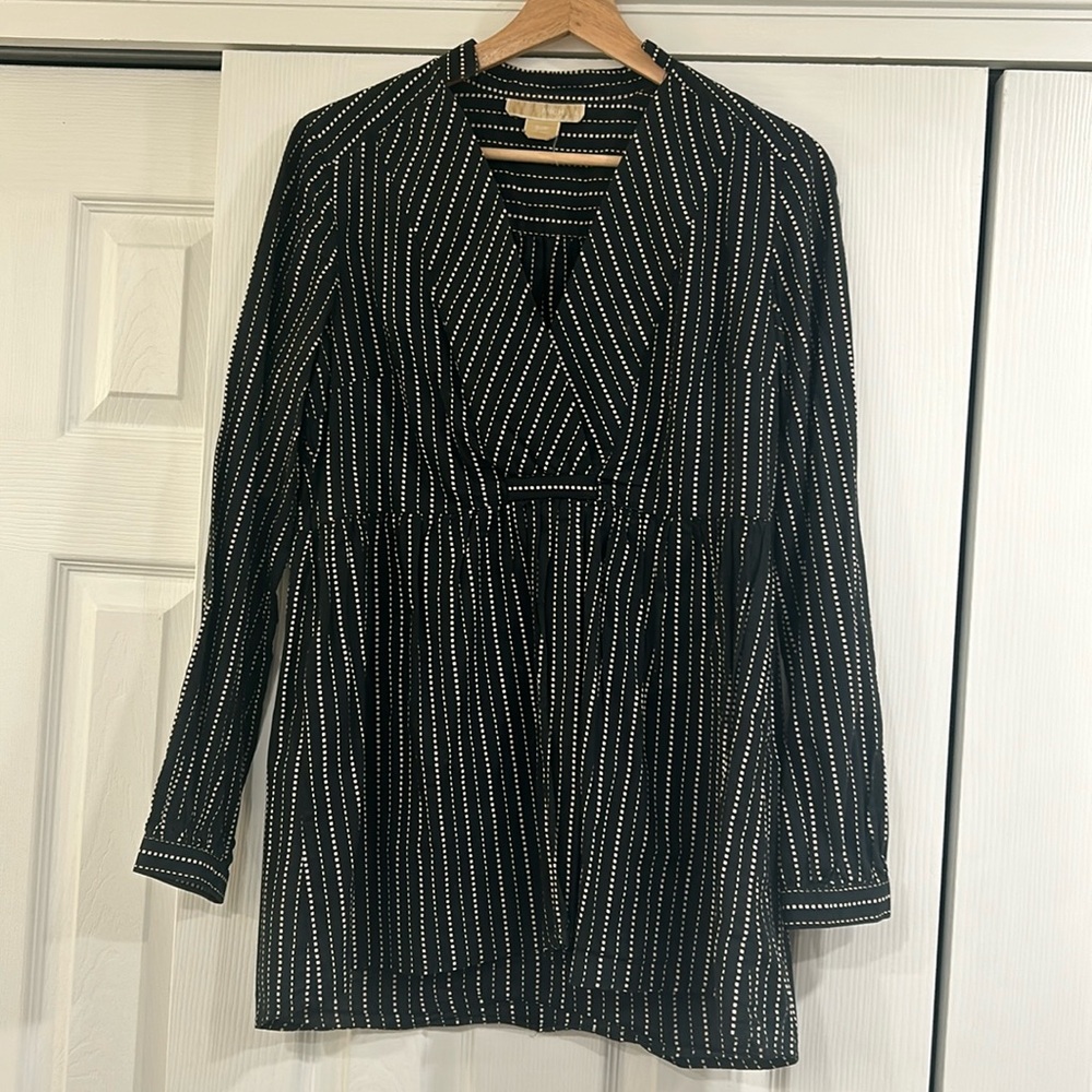 Michael‎ Kors VNeck Long Sleeve Top